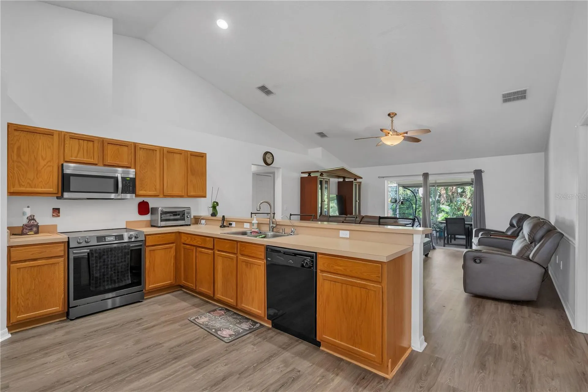 2926 Foraker Way Kissimmee FL 34758