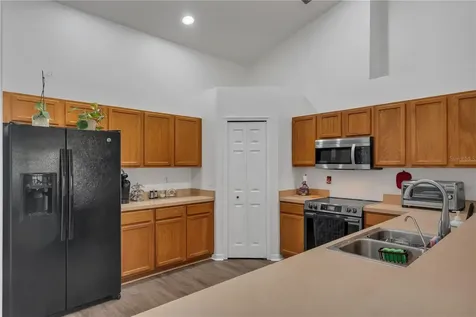 2926 Foraker Way Kissimmee FL 34758