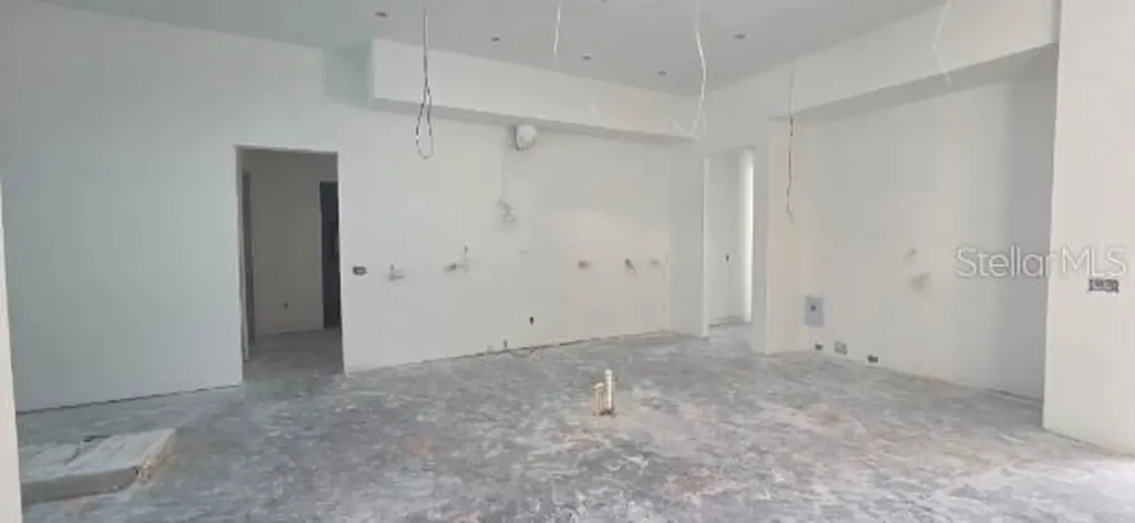 811 Grove Park Avenue Tampa FL 33609