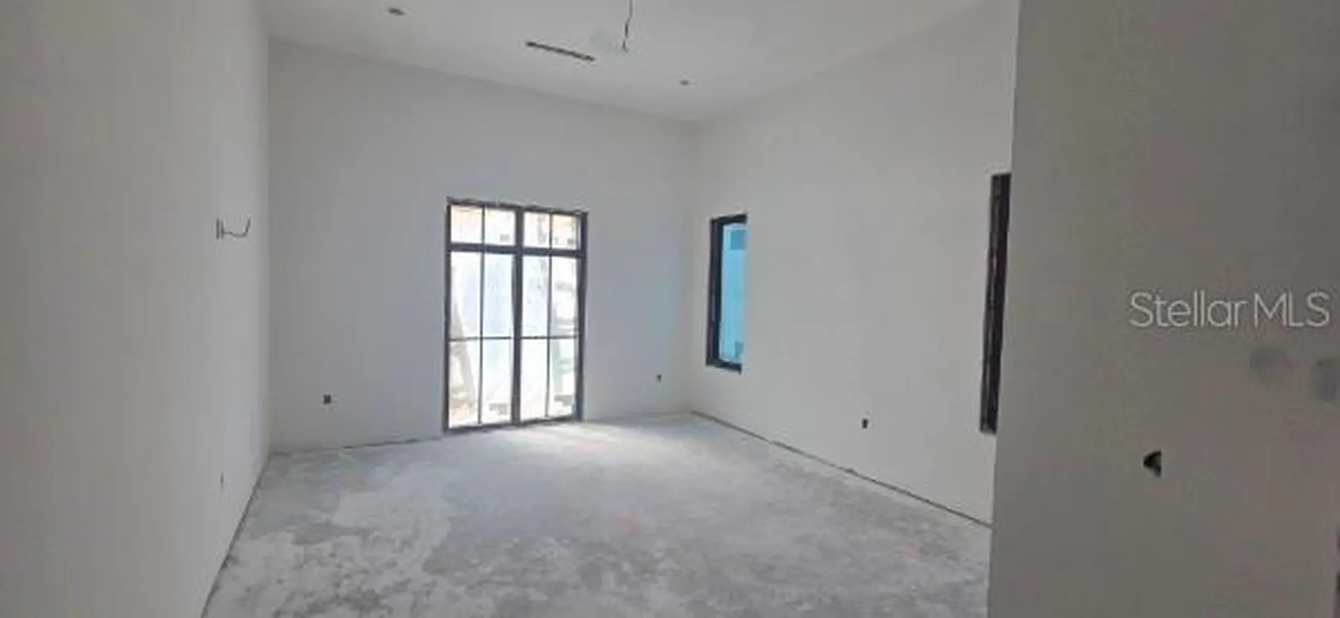 811 Grove Park Avenue Tampa FL 33609