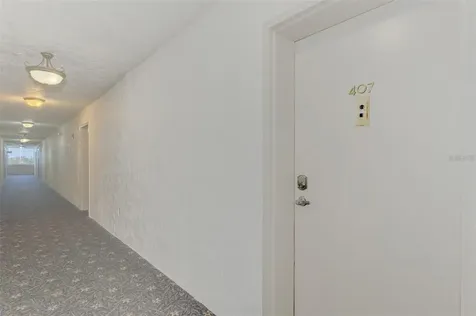 6114 43rd Street W Bradenton FL 34210