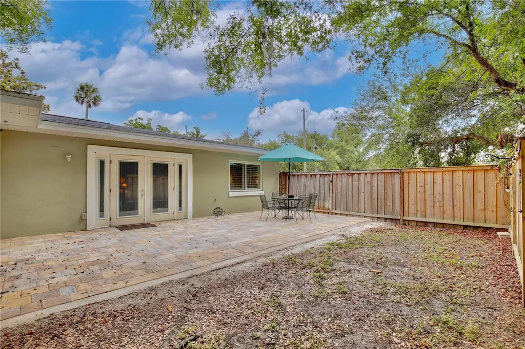 354 Monroe Avenue Apopka FL 32703