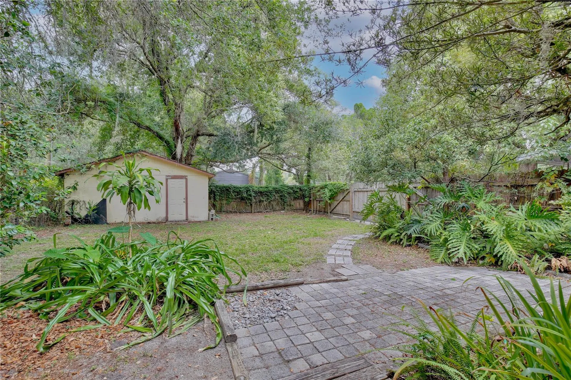 354 Monroe Avenue Apopka FL 32703