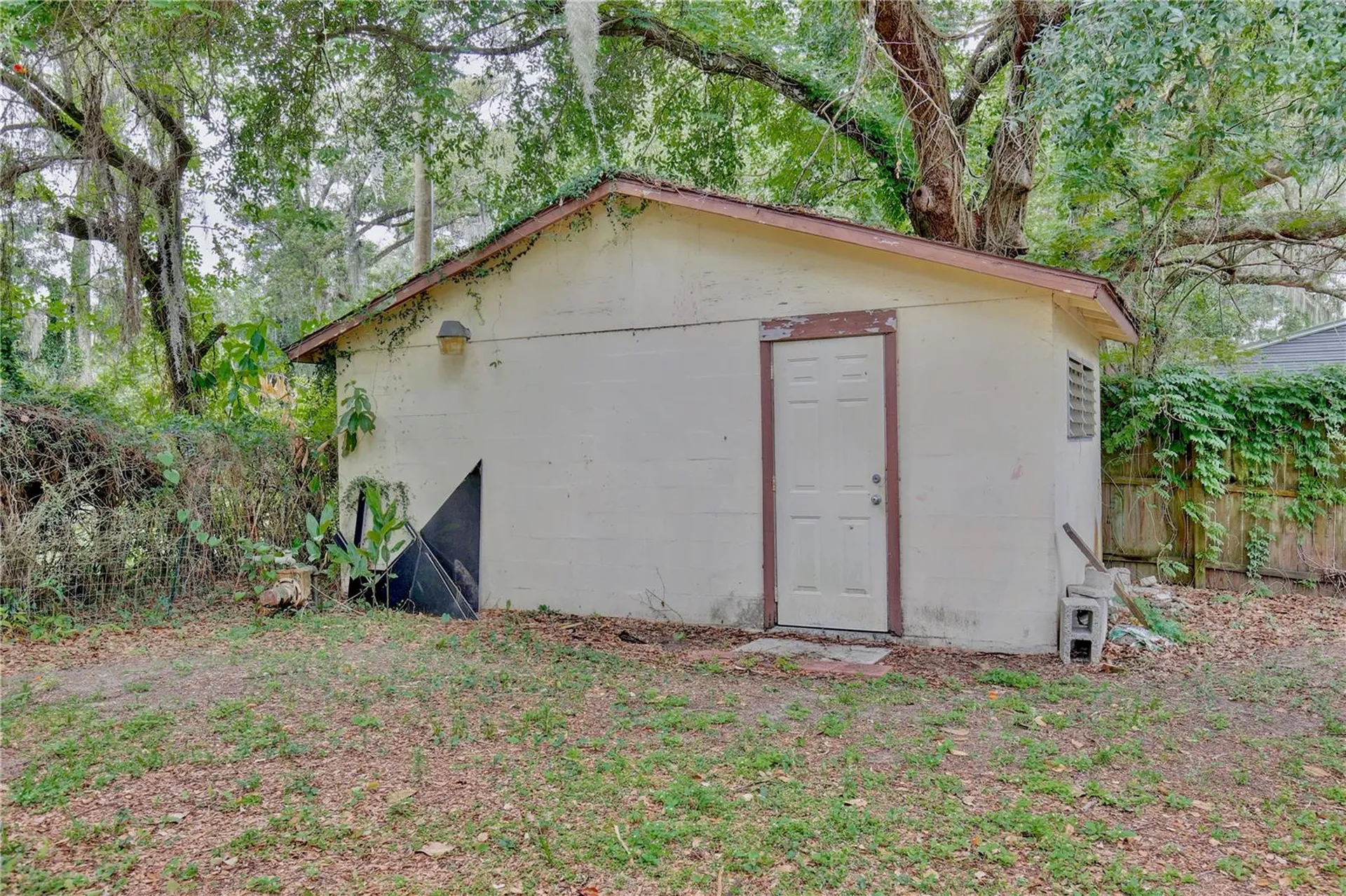 354 Monroe Avenue Apopka FL 32703