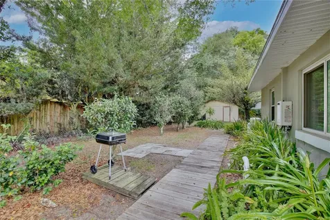 354 Monroe Avenue Apopka FL 32703