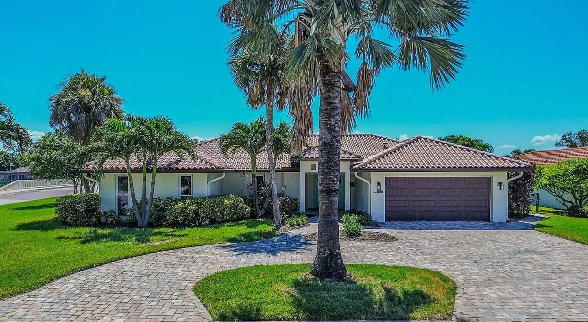1998 Kansas Avenue NE St Petersburg FL 33703