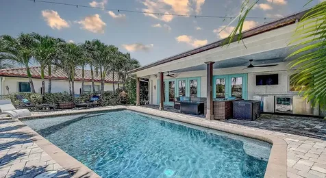 1998 Kansas Avenue NE St Petersburg FL 33703