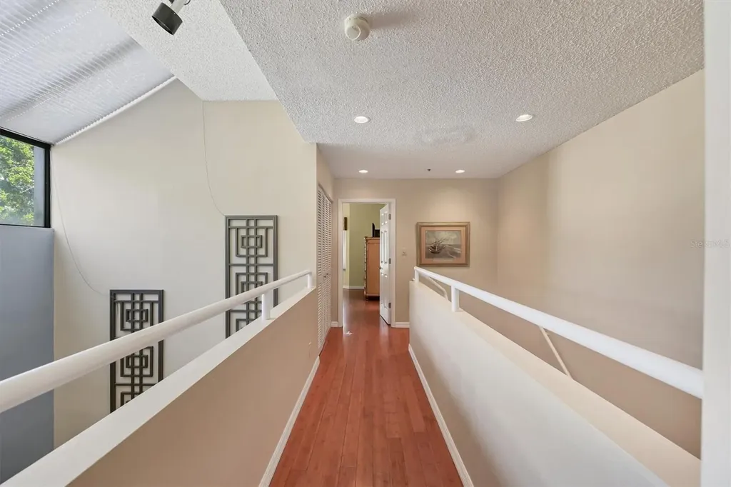 1912 Harbourside Drive Longboat Key FL 34228