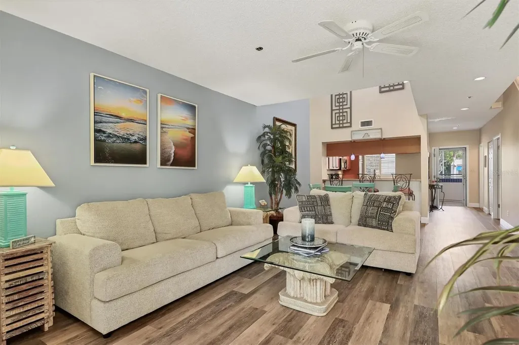 1912 Harbourside Drive Longboat Key FL 34228