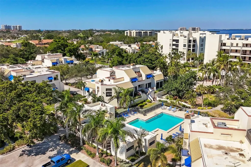 1912 Harbourside Drive Longboat Key FL 34228