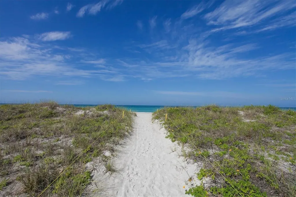 1912 Harbourside Drive Longboat Key FL 34228
