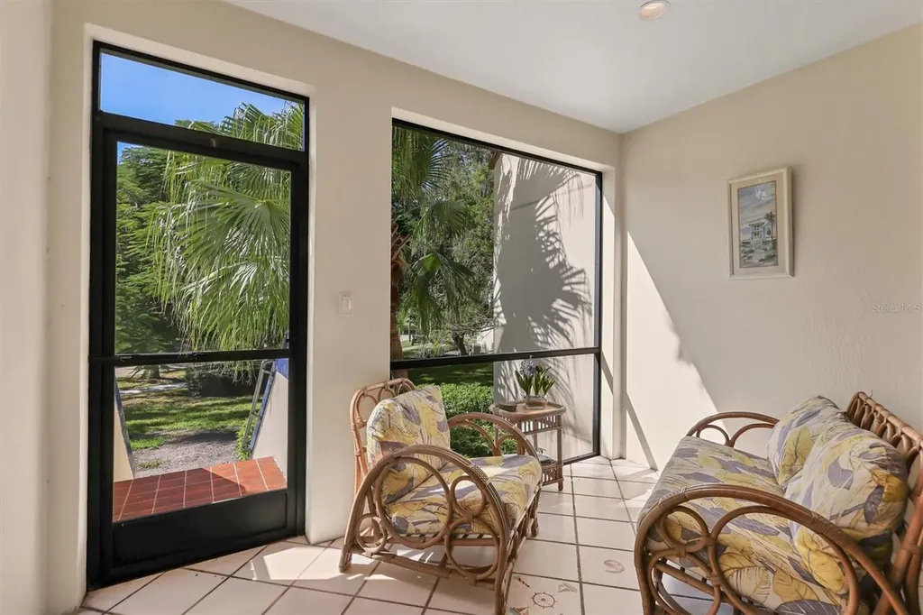 1912 Harbourside Drive Longboat Key FL 34228