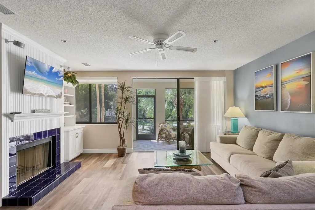 1912 Harbourside Drive Longboat Key FL 34228