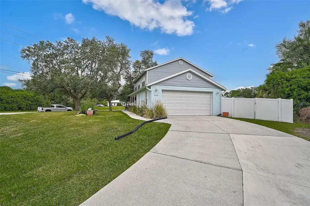 1998 Embassy Road North Port FL 34291