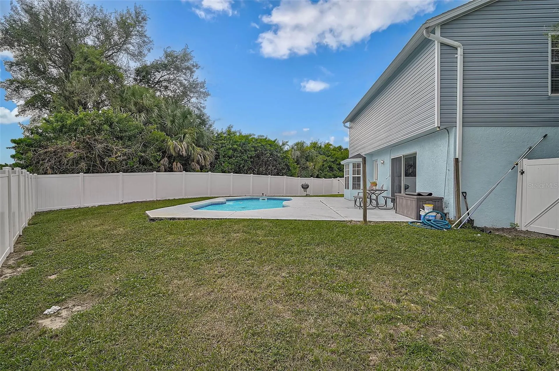 1998 Embassy Road North Port FL 34291