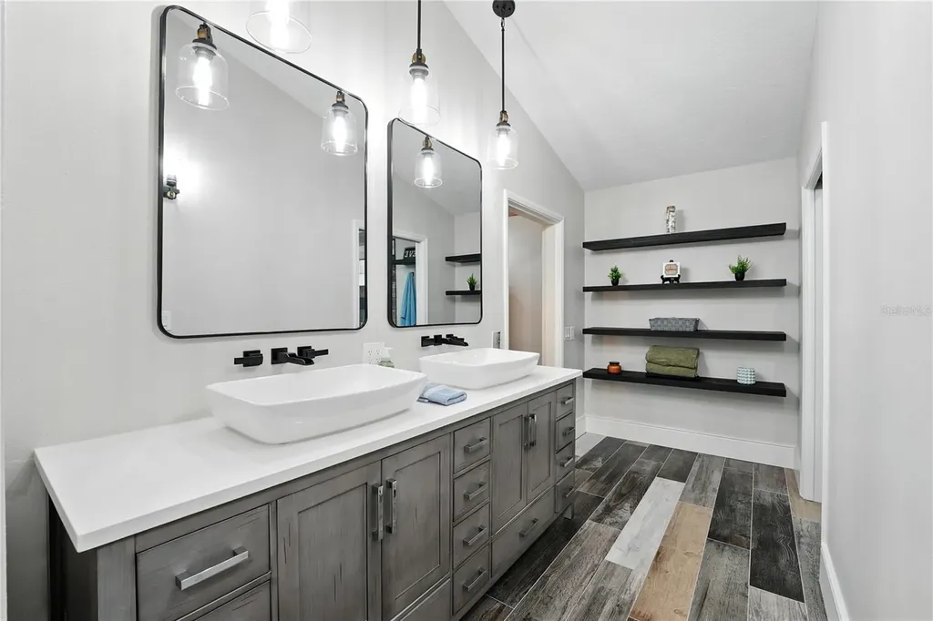 7340 Palomino Trail Sarasota FL 34241