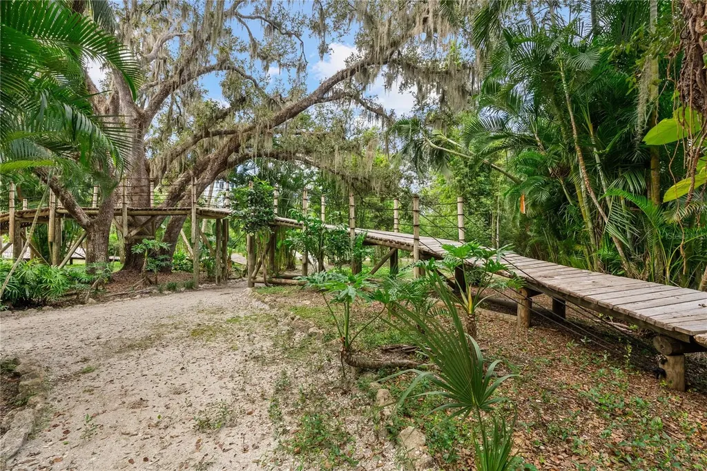 7340 Palomino Trail Sarasota FL 34241