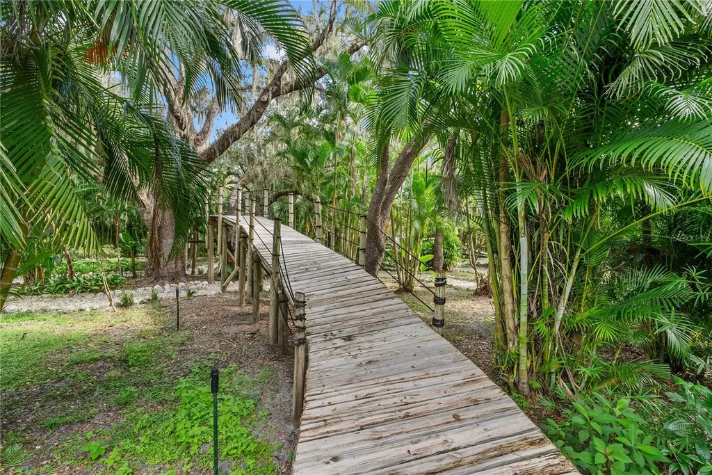 7340 Palomino Trail Sarasota FL 34241