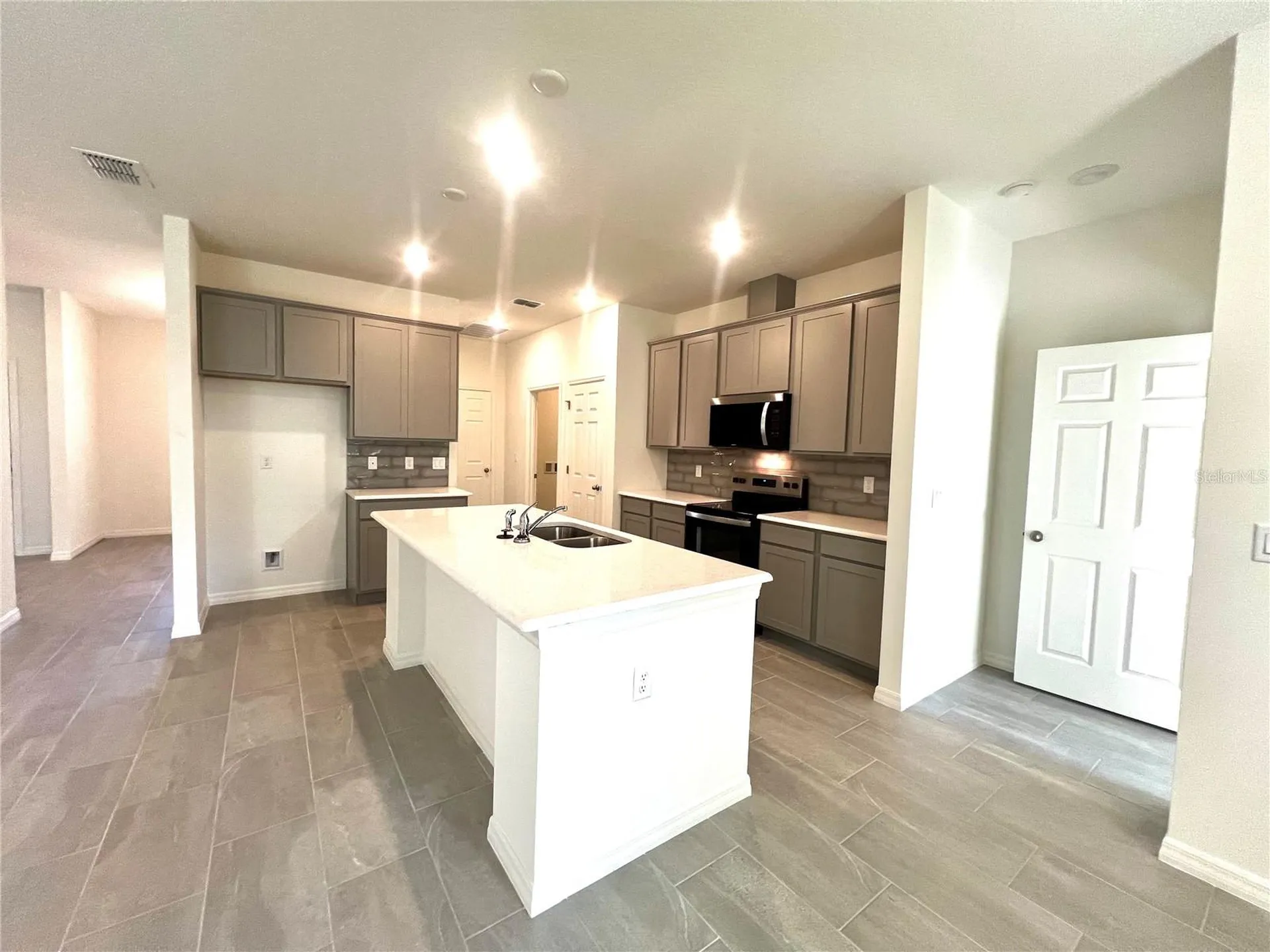 4 Lynbrook Drive Palm Coast FL 32137
