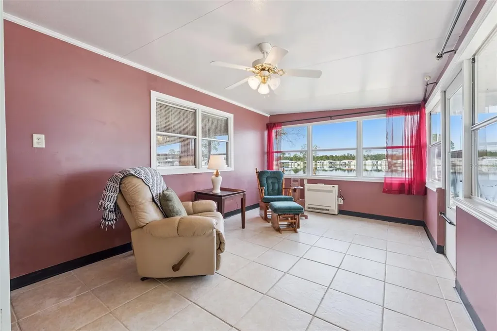 314 Lakeview Drive Osteen FL 32764