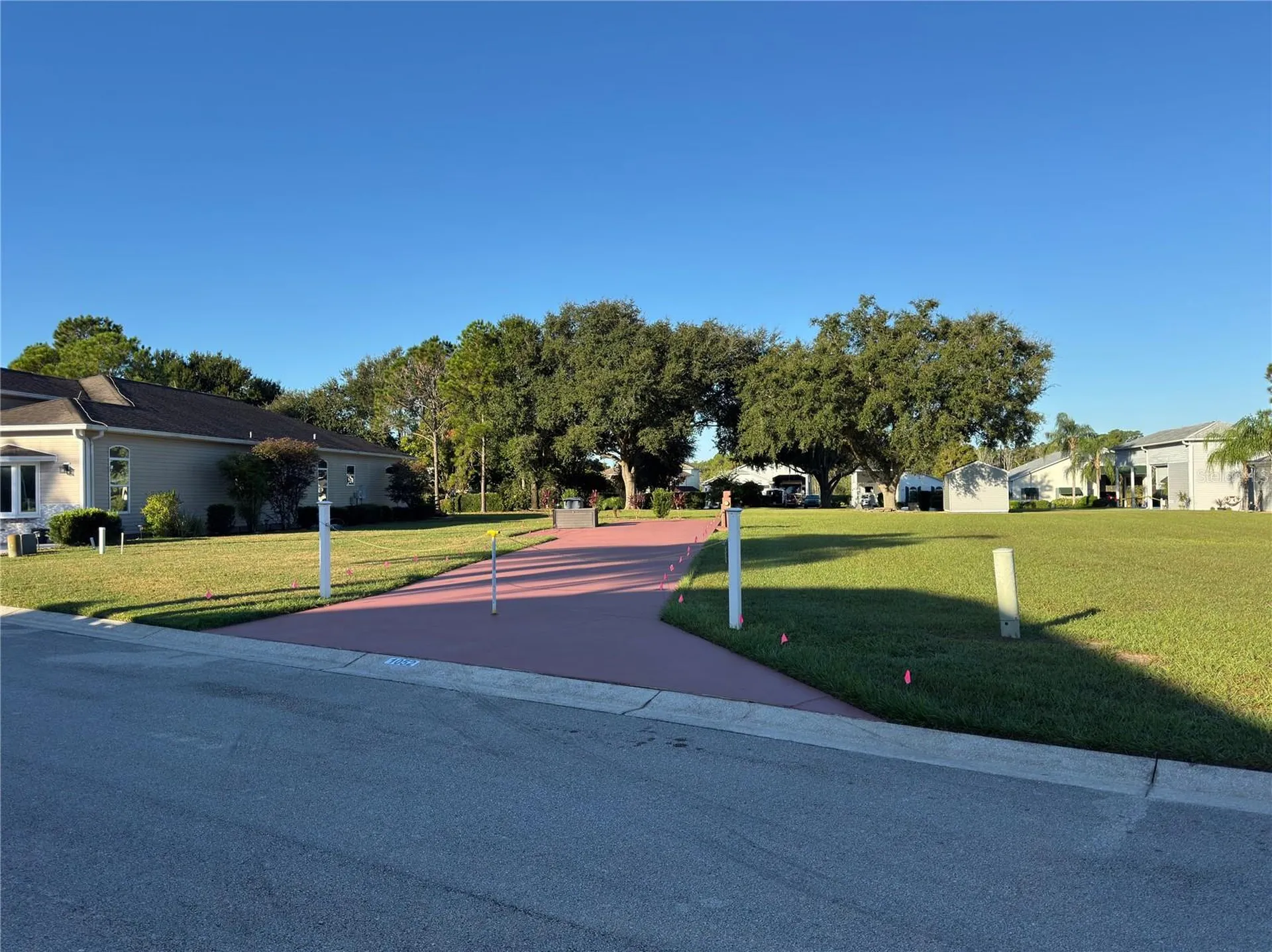 1052 Caravan Loop Polk City FL 33868