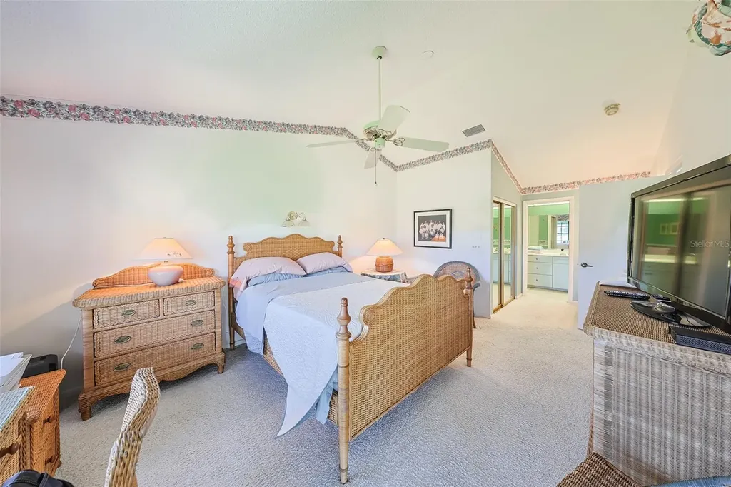 5941 Clubside Drive Sarasota FL 34243