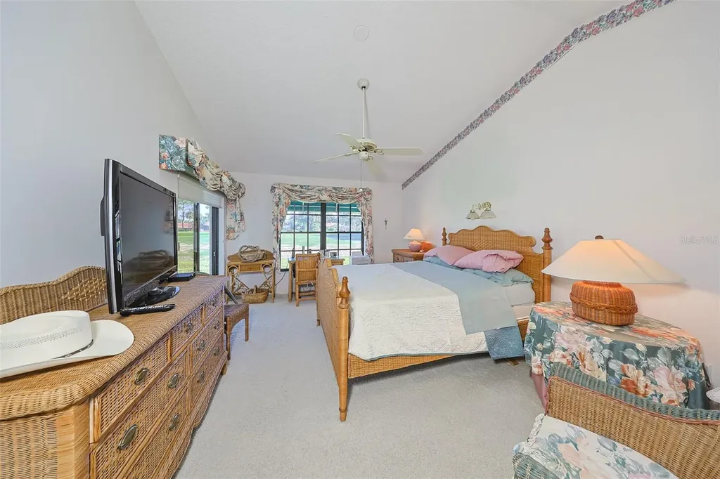 5941 Clubside Drive Sarasota FL 34243