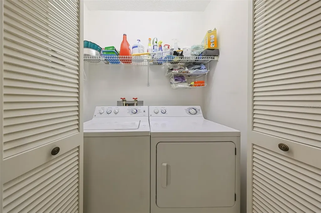 5941 Clubside Drive Sarasota FL 34243