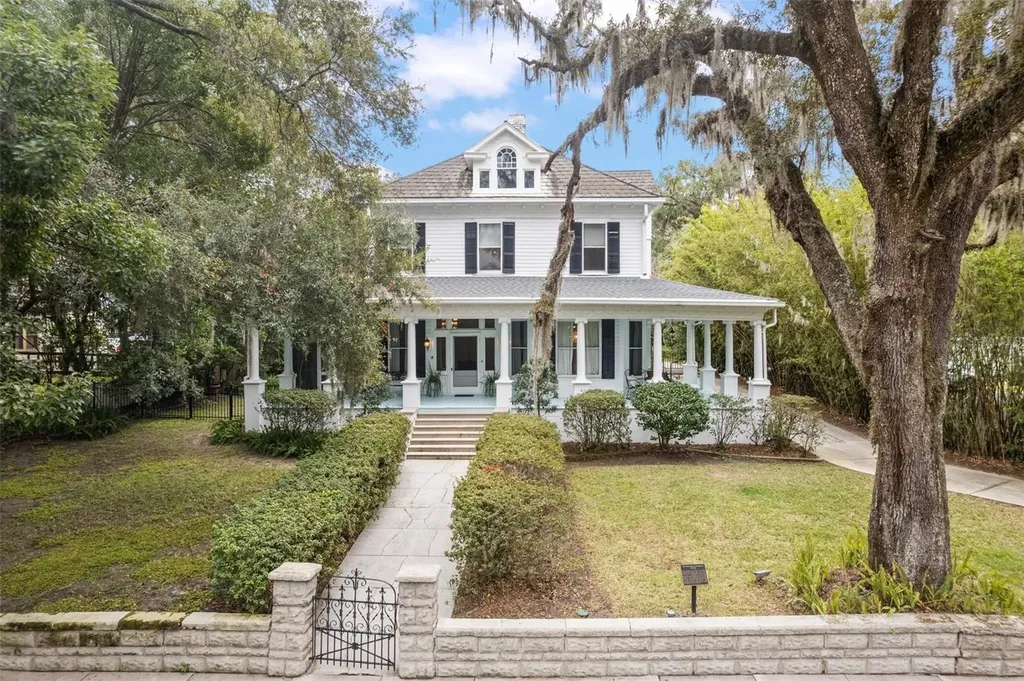 906 E Fort King Street Ocala FL 34471