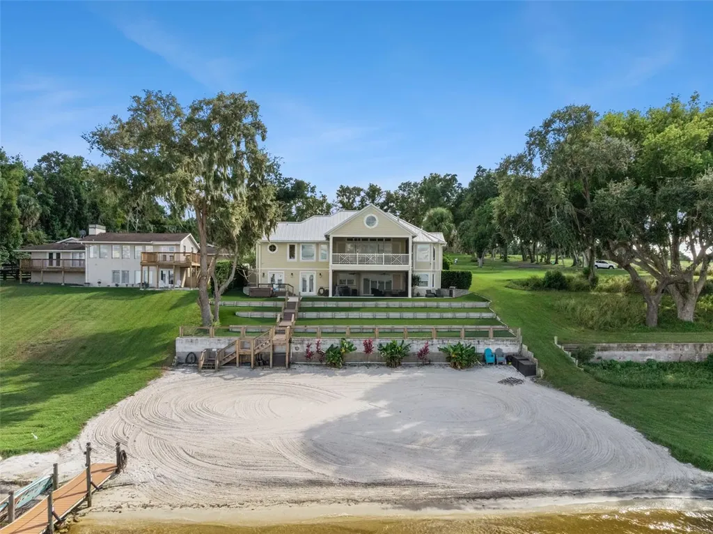12943 SE Sunset Harbor Road Weirsdale FL 32195