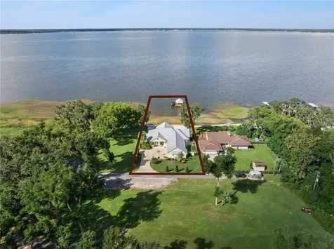 12943 SE Sunset Harbor Road Weirsdale FL 32195