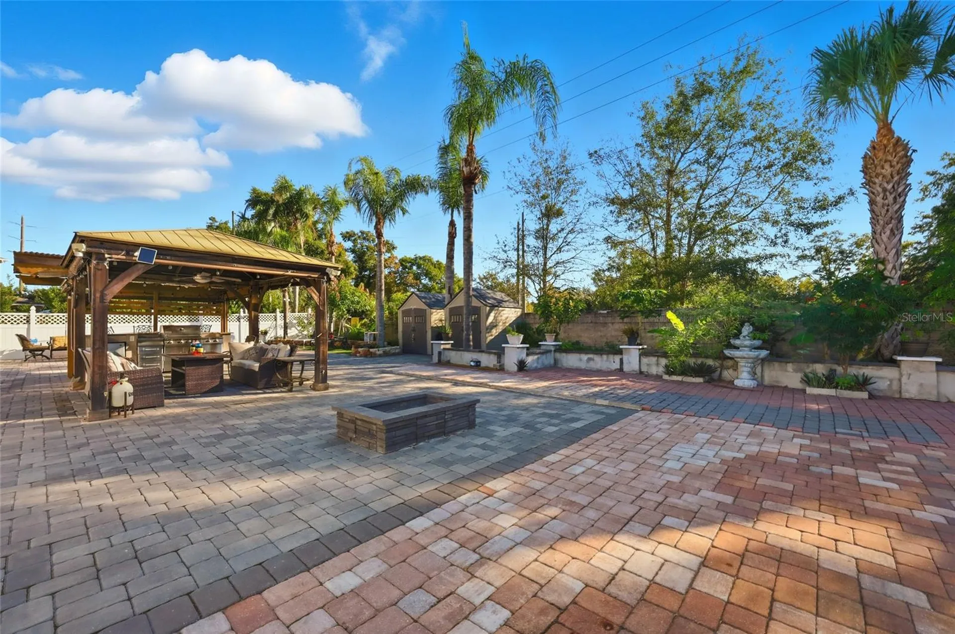 352 Radisson Place Oviedo FL 32765