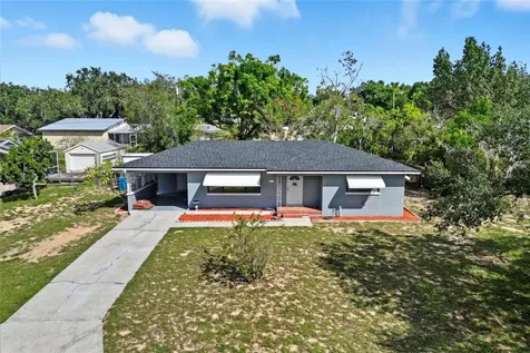 715 Wildabon Avenue Lake Wales FL 33853