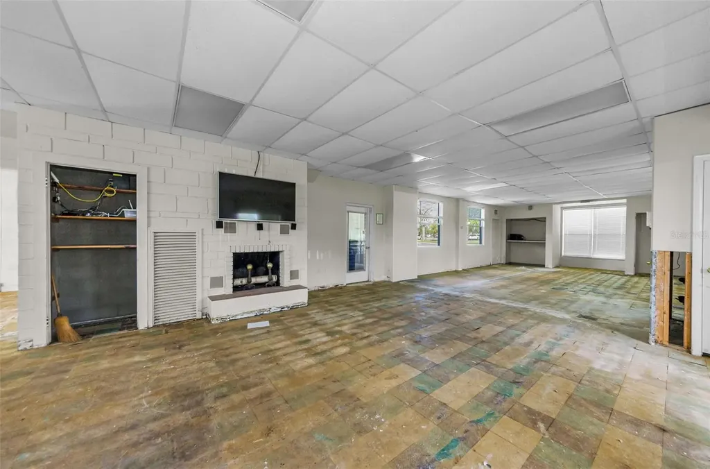 596 Baywood Drive N Dunedin FL 34698