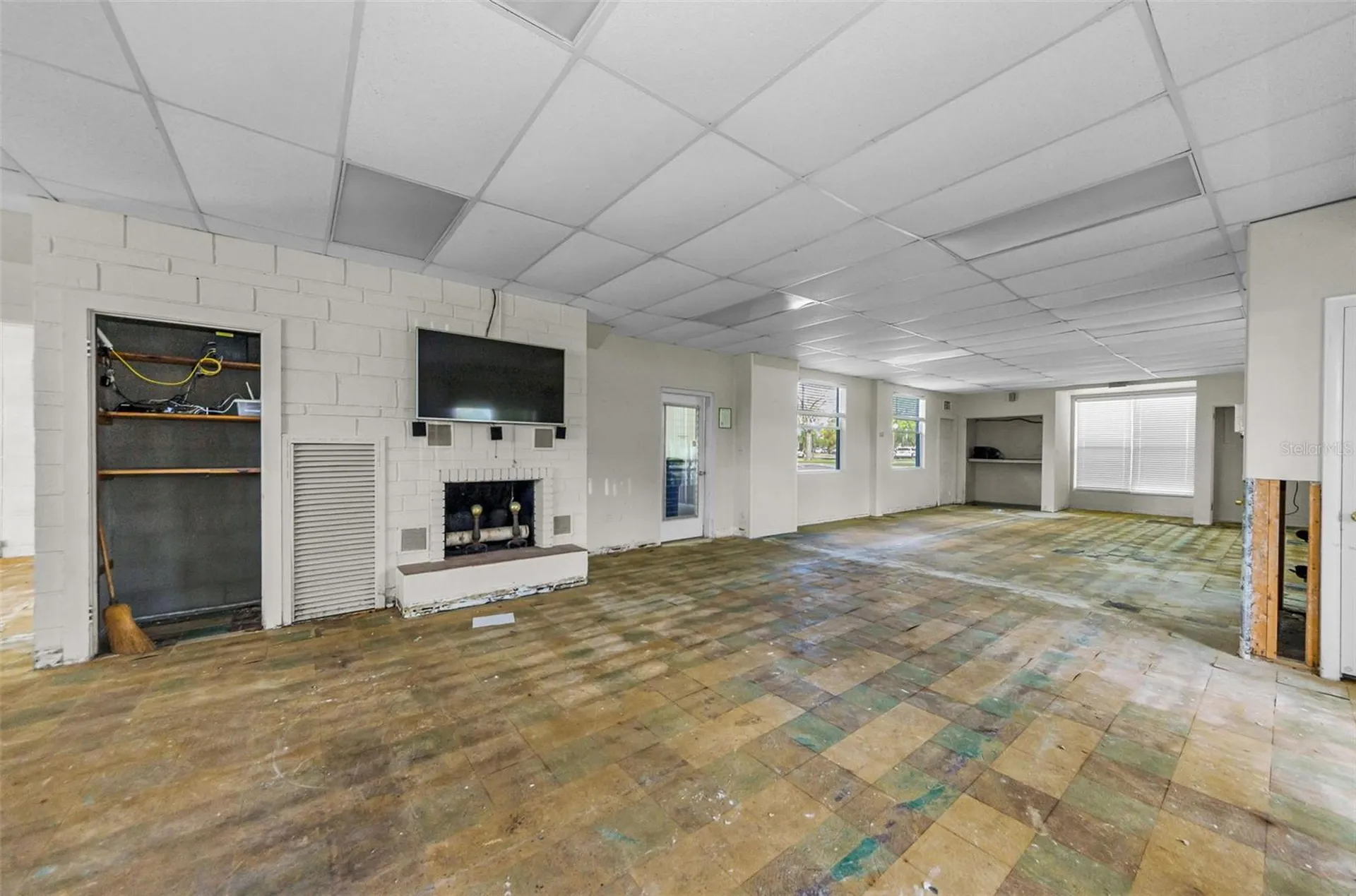 596 Baywood Drive N Dunedin FL 34698