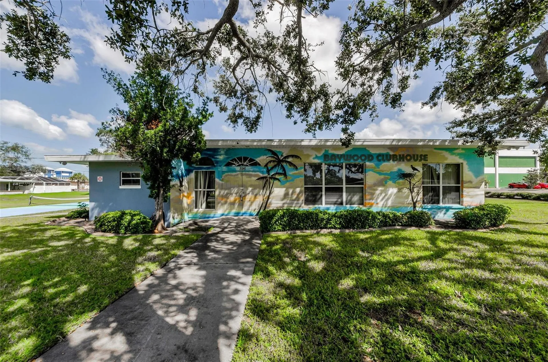 596 Baywood Drive N Dunedin FL 34698