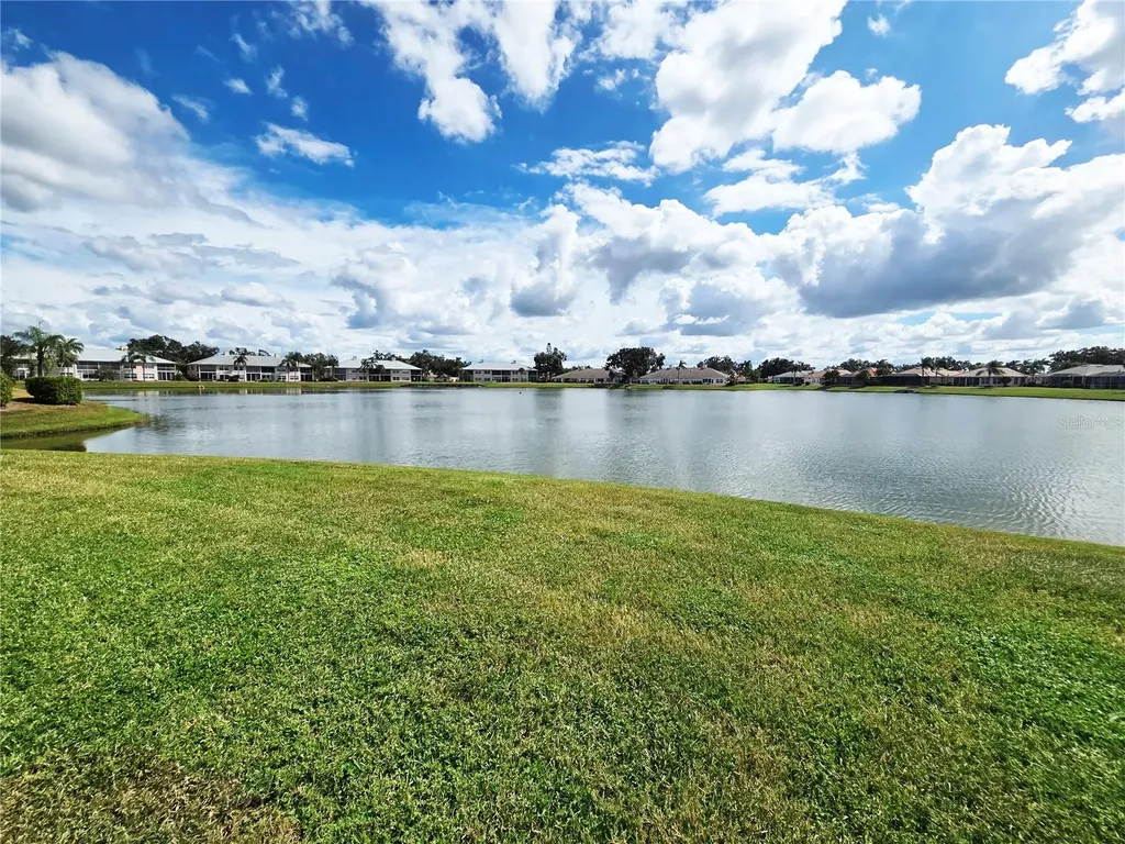 4207 Caddie Drive E Bradenton FL 34203