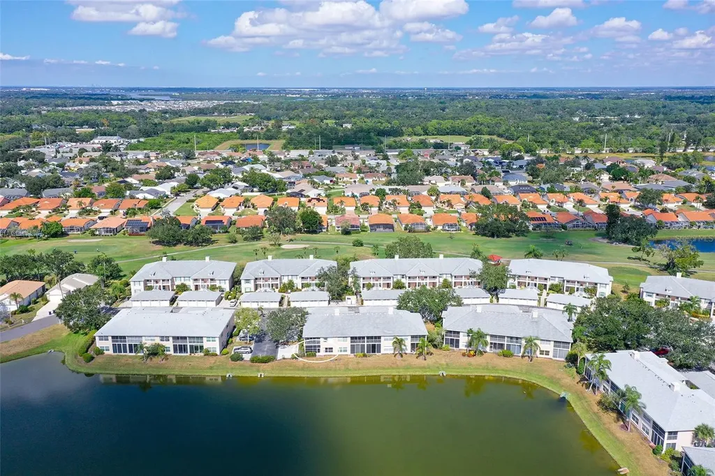 4207 Caddie Drive E Bradenton FL 34203