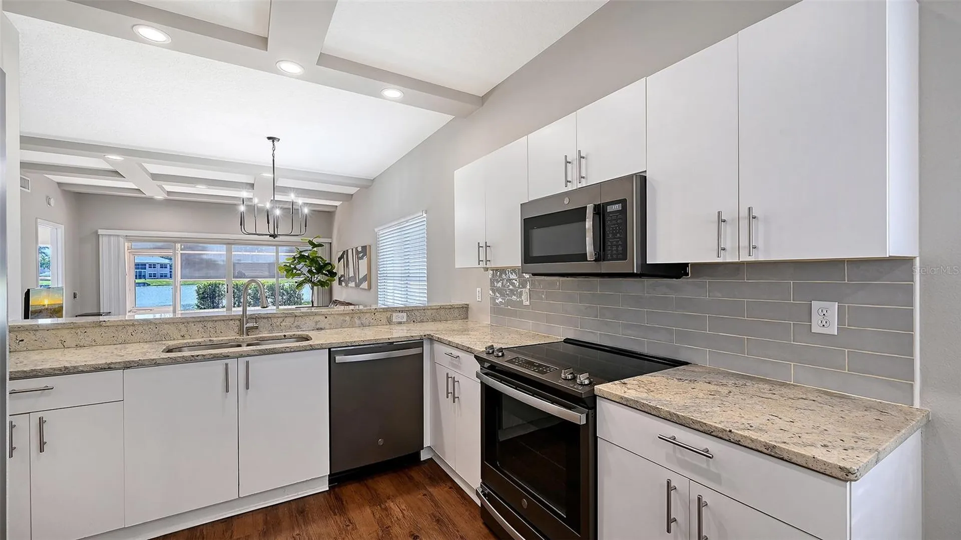 4207 Caddie Drive E Bradenton FL 34203