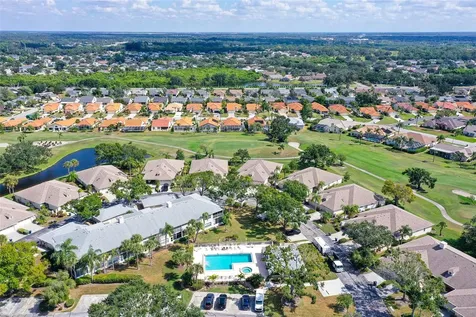4207 Caddie Drive E Bradenton FL 34203