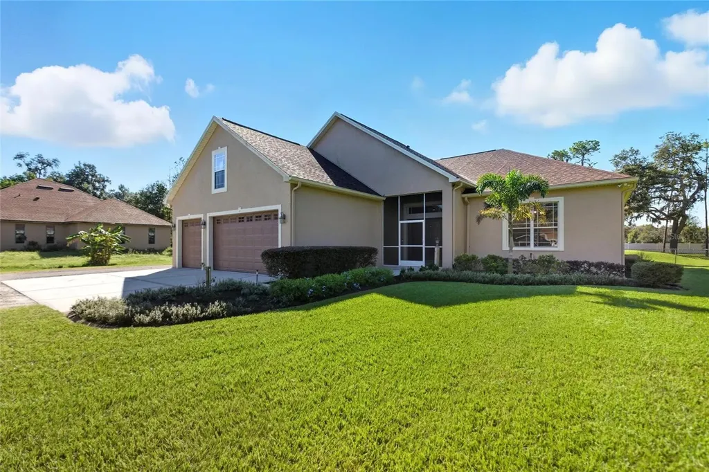 12807 Sweet Magnolias Lane Dover FL 33527
