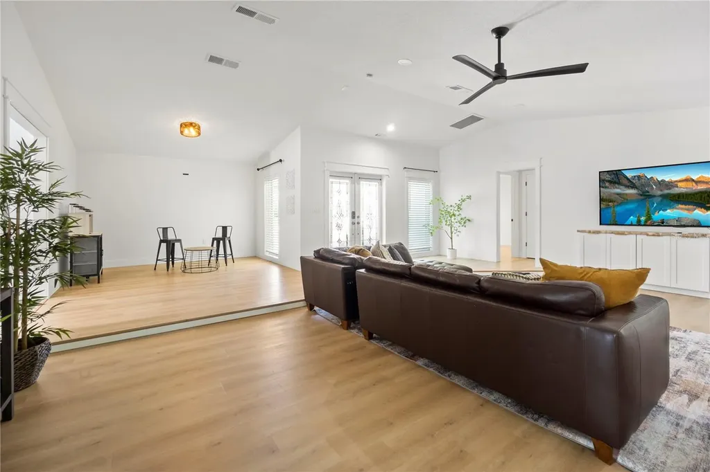 565 Sandy Hook Road Palm Harbor FL 34683