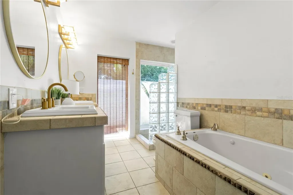 565 Sandy Hook Road Palm Harbor FL 34683
