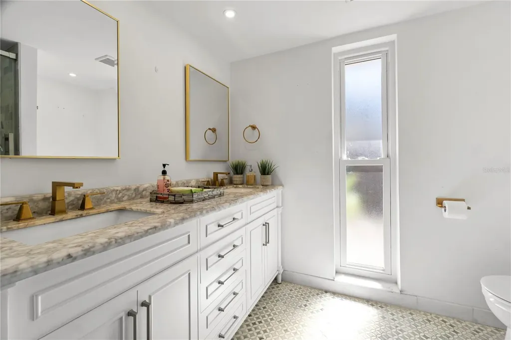 565 Sandy Hook Road Palm Harbor FL 34683