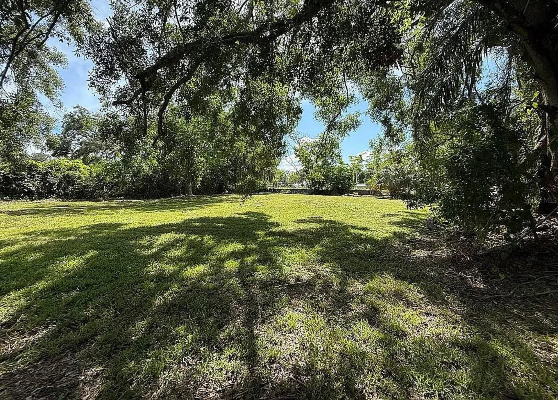 3902 E Hanlon Street Tampa FL 33604