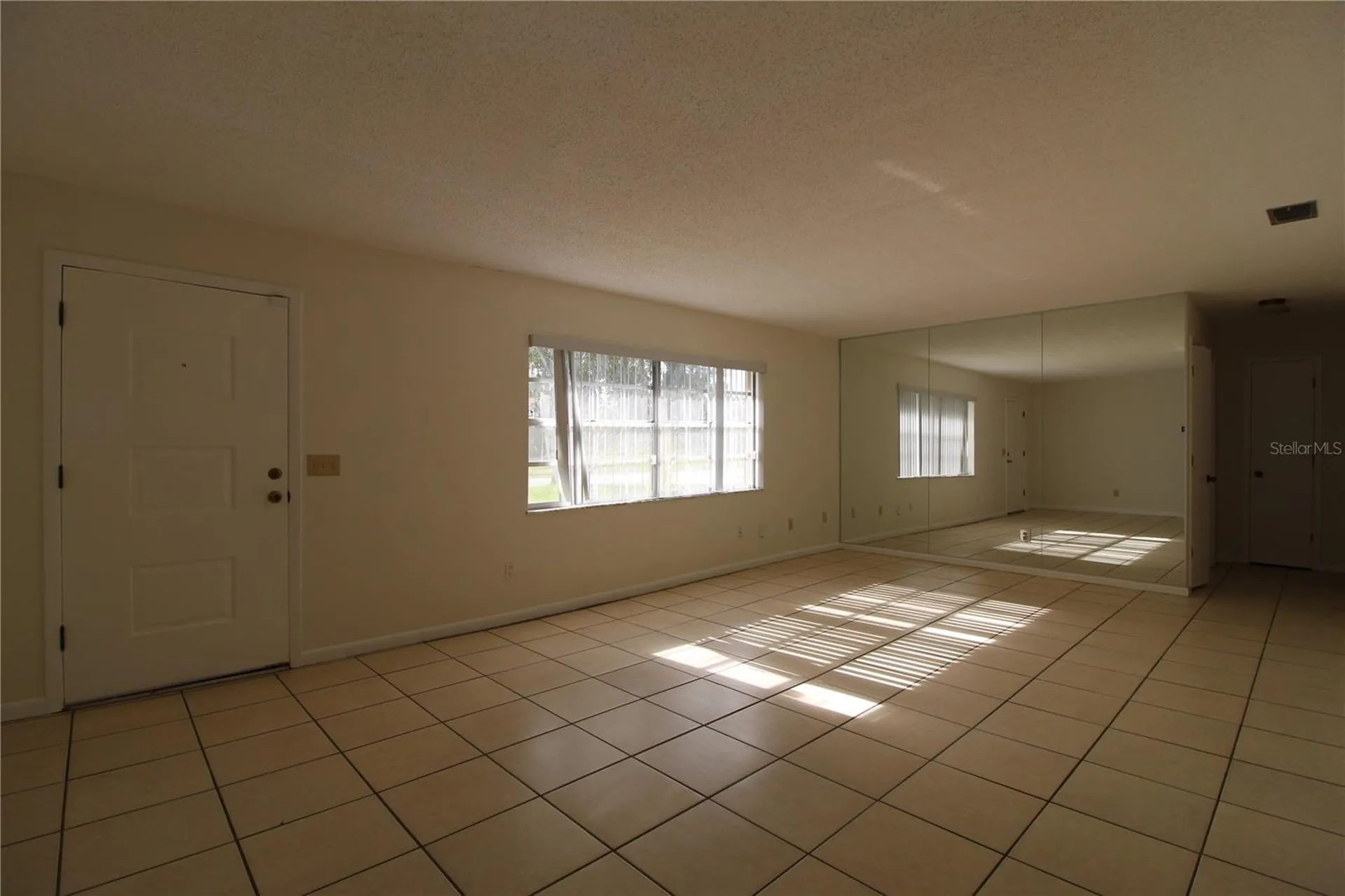 932 N Fairbairn Drive Deltona FL 32725