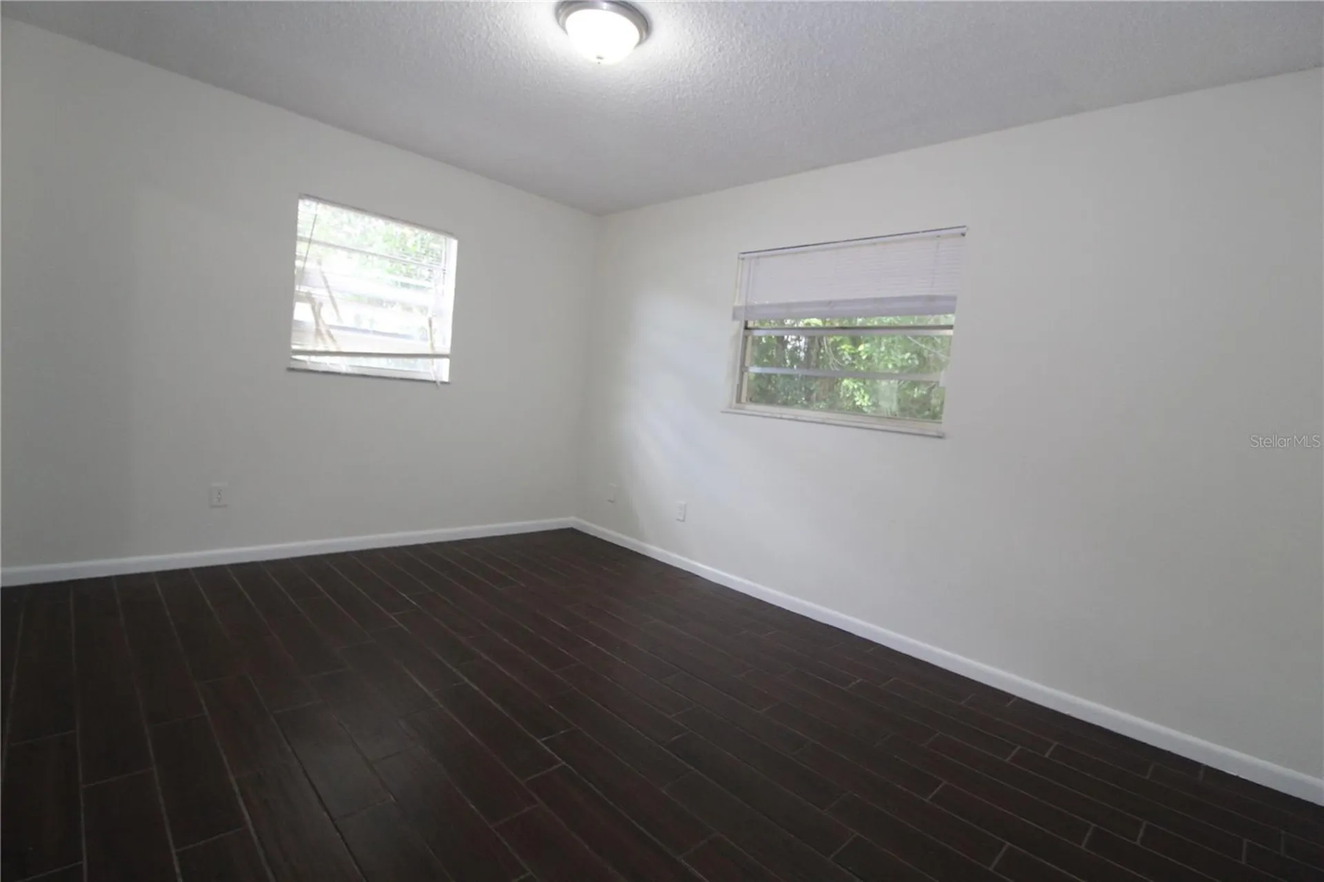 932 N Fairbairn Drive Deltona FL 32725
