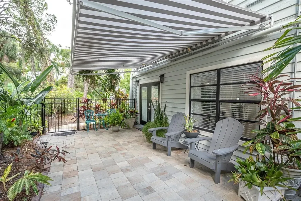 12844 74th Avenue Seminole FL 33776