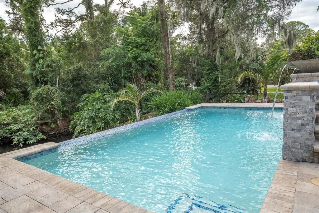 12844 74th Avenue Seminole FL 33776