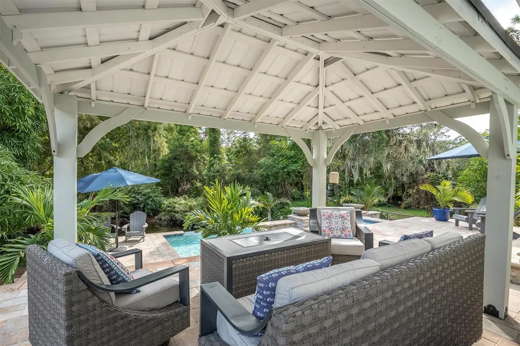 12844 74th Avenue Seminole FL 33776